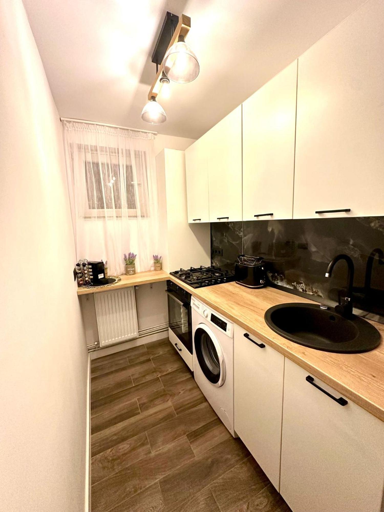 Evelyn Apartment Bistriţa Kültér fotó